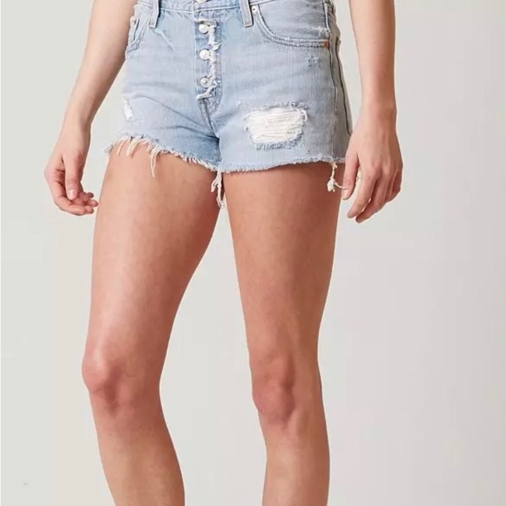 Levi’s Exposed Button Fly Cut Off Shorts. 26